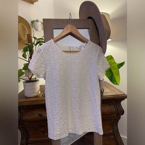 *BEAUTIFUL* (NWOT) white Market & Spruce blouse with beautiful texture, size XS